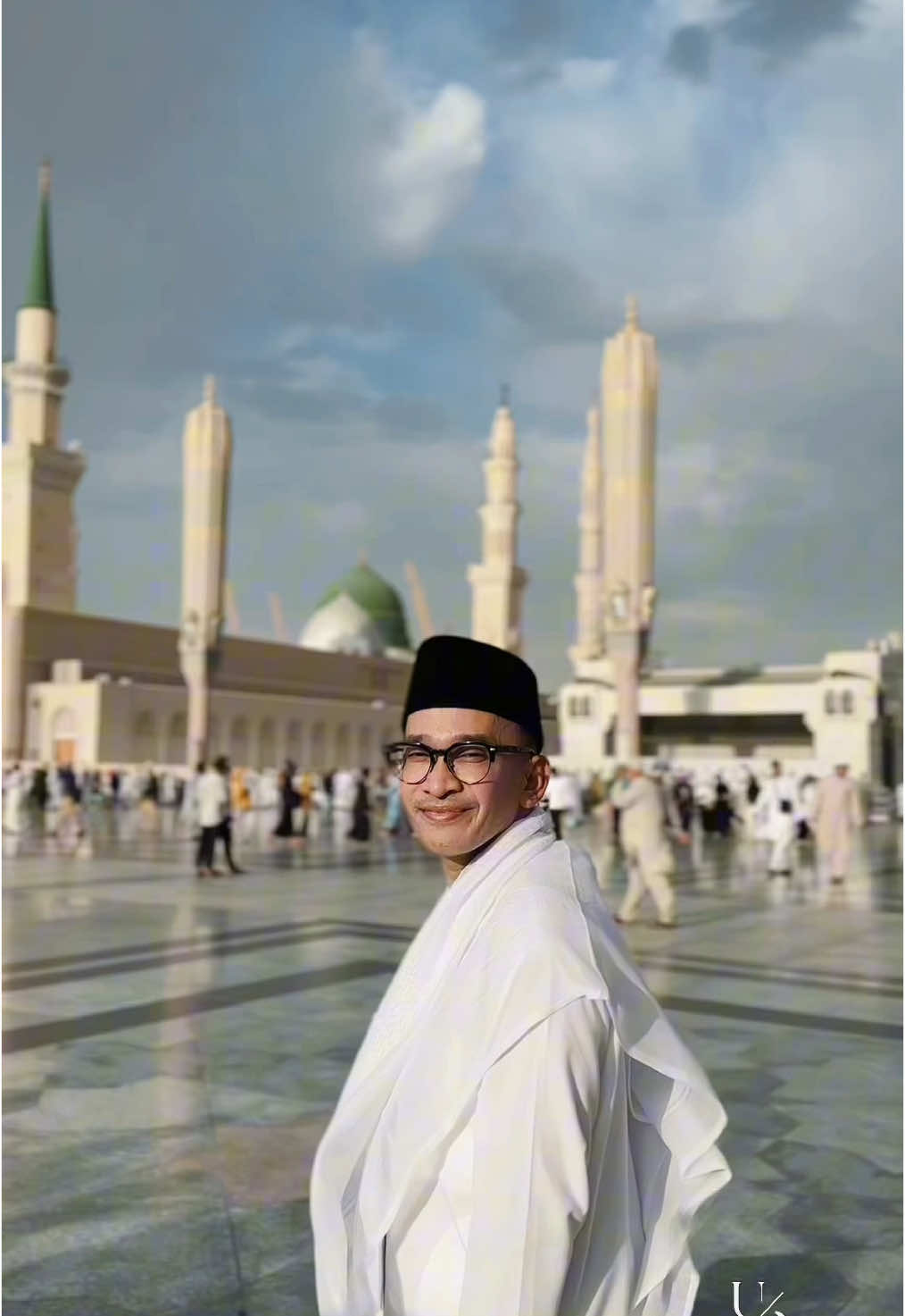 Wahai Engkau yg menggengam jiwa manusia Sembuhkanlah aku dari luka yg tak mungkin ada penawarnya di dunia ( lyric lagu ) #rubenonsu
