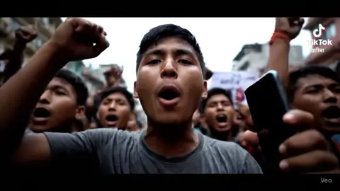 วีดีโอนี้อธิบายถึงสาเหตุที่อาจนำไปสู่ความล้มเหลวของประเทศ โดยเน้นบริบทของเนปาลผ่านมุมมองจากหนังสือสี่เล่ม The Anxious Generation ชี้ให้เห็นถึงความเปราะบางและความโกรธของ Gen Z ที่ผูกพันกับโซเชียลมีเดียในฐานะอัตลักษณ์และช่องทางหารายได้ ทำให้การปิดกั้นสื่อออนไลน์เปรียบเสมือนการถูกไล่ออกจาก 