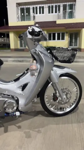 ถ้าเงินซื้อความรักไม่ได้ …แสดงว่าคุณยังมีเงินไม่มากพอ😉#สีหมอก🤍 #เทาลิมิเต็ด🤍 #4วาวล์ไทยแลน #ตรอ_ตรงรุ่น #เวฟดิวะ💯 