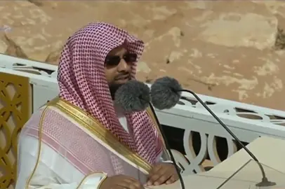 تلاوة الشيخ ناصر القطامي امام الملك سلمان بن عبدالعزيز حفظه الله 🤍.              #ناصر_القطامي #قران 