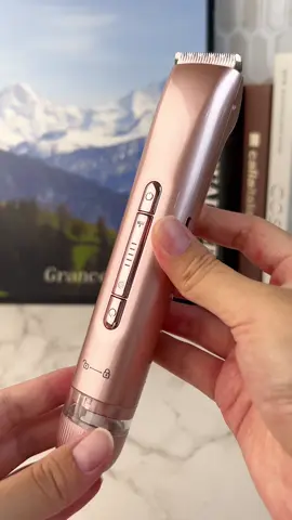 Thing electric razor doesn't dispkint! #electricrazor #razor #viral #ealsforyoudays #tiktokshopbacktoschool                          