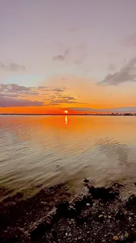 #sunsetsky #viral #sun #beautiful #viralvideos 