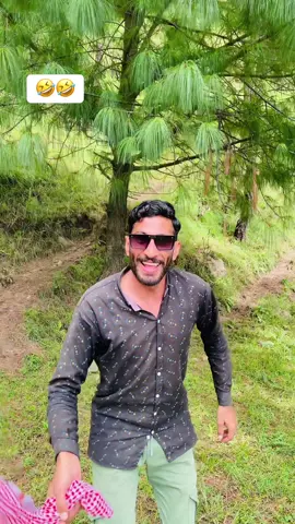 ایک دن میری بڈی 🤣 repost everyone funny tweets 🤣#Nasir #foru #funny @waqasshabir300 @مہران کشمیری 💀 @Sudozai @RIZWÂÑ..KÂSHMIRI..!!❤🇧🇭 @kanto1official @Mohsin Kashmiri @Asimkashmiri 