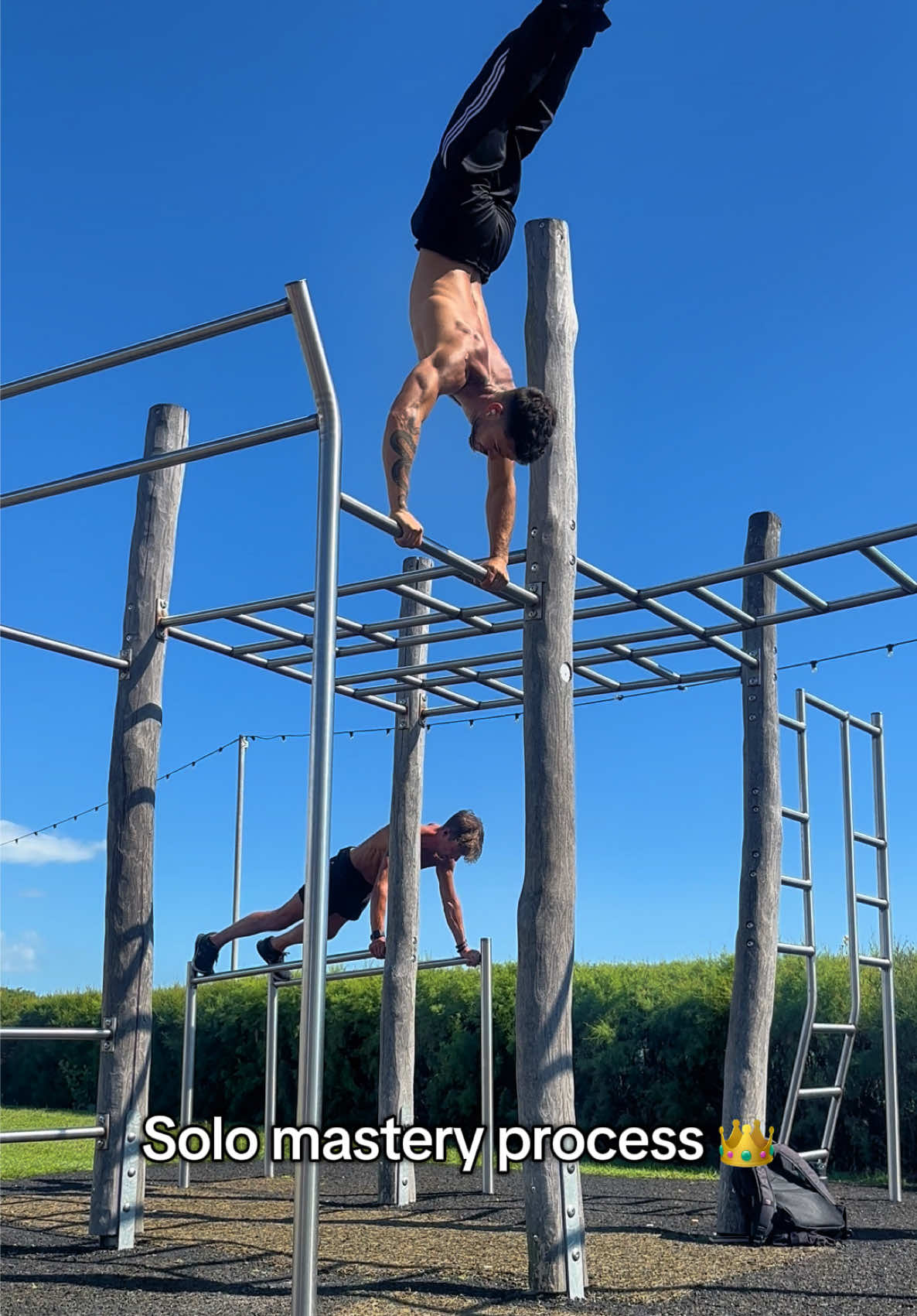 Learning the muscle up to handstand takes patience and small steps. First, build the strength for clean muscle ups. Next, practise the transition from the dip into balance. Finally, control the push and lockout into the handstand. It’s not about rushing — it’s about consistency, slow progress, and trusting the process. Anyone can get here with enough dedication. #muscleuptohandstand #calisthenicsprogress #trusttheprocess