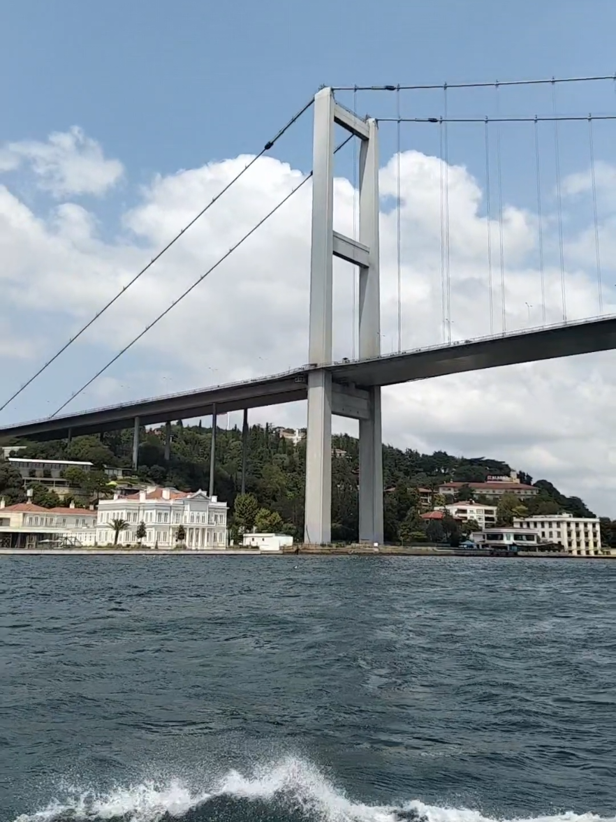 #подорож2025 #istanbul #demisrussos #followmelyrics #bosphorus 