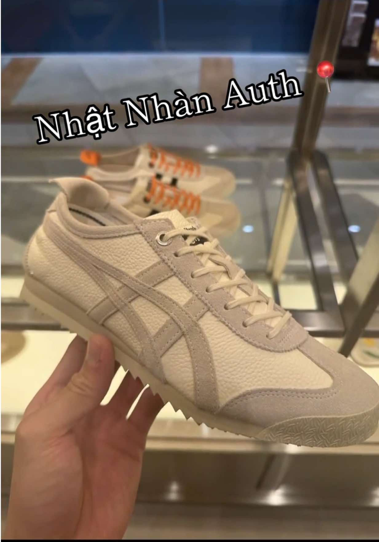 Em nhận od hộ giày cho mọi người 2 đầu Nhật Việt ạ , phí bằng một cốc trà sữa thui ạ 🥰🥰🥰🥰#pickgiaynhatbanvietnam🇯🇵🇻🇳 #onitsukatiger #osakajapan🇯🇵 