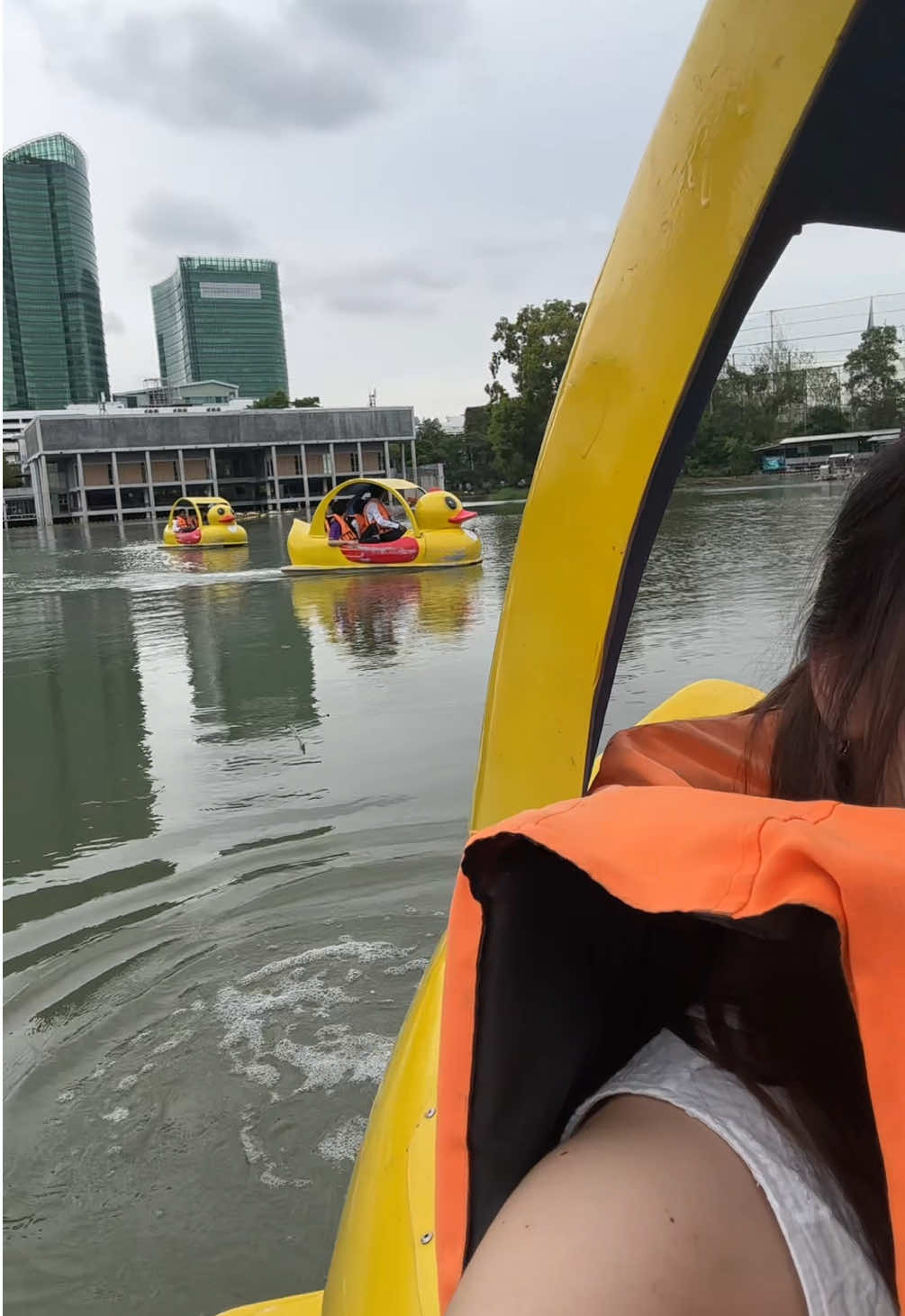 #fyp #สวนรถไฟวชิรเบญจทัศ #ปั่นเรือเป็ด 