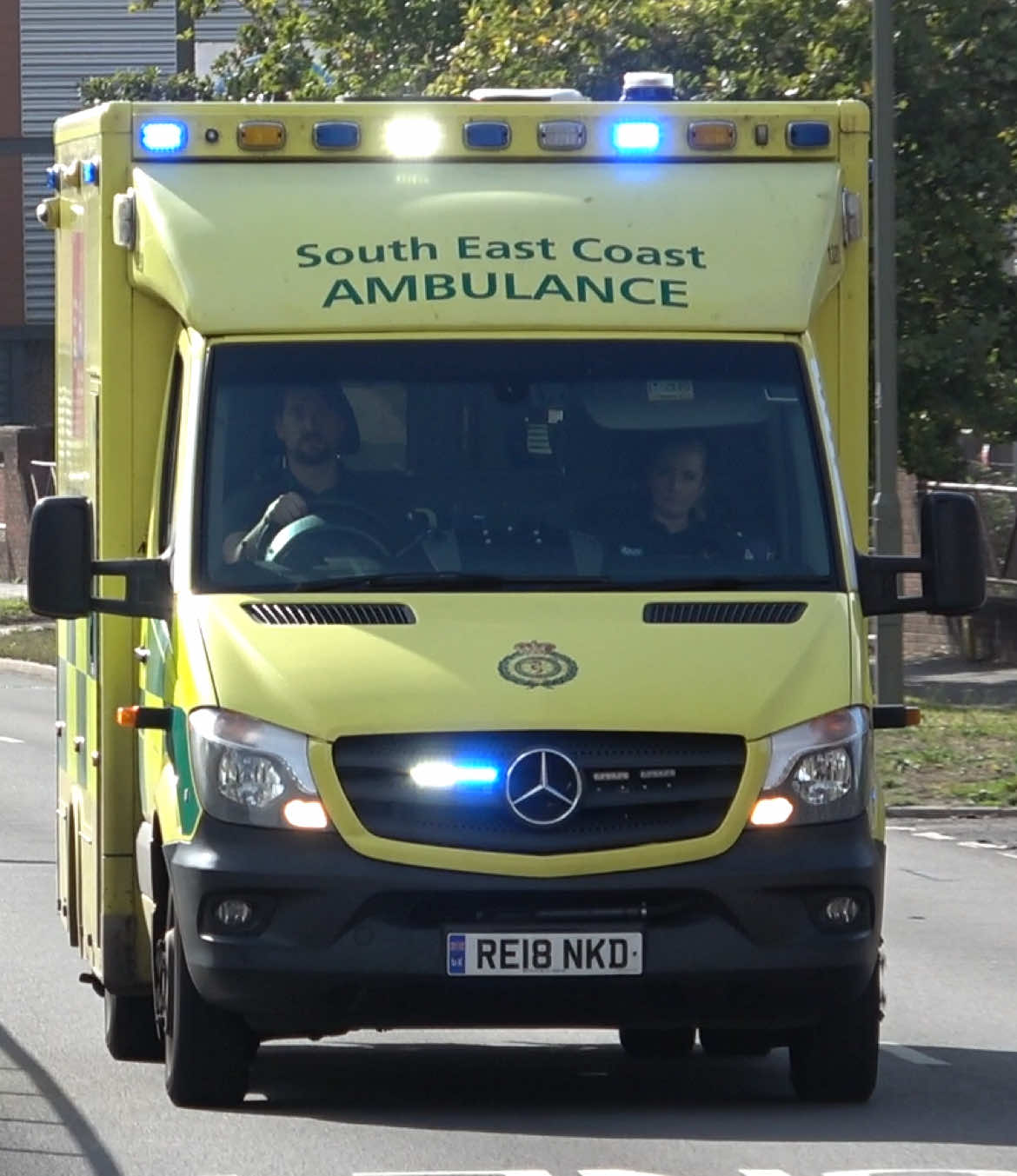 #southeastcoastambulanceservice (18) 2018 Plate #Mercedes-Benz, DCA (#doublecrewedambulance) & #surreypolice Marked (22) 2022 Plate Ford Focus Active, IRV (#incidentresponsevehicle), used by the LPU (Local Policing Unit), both seen responding to unknown emergency incidents in Guildford.  Southern 999 Responses 