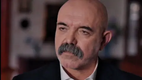 رئيس العائلة 🤍 #yamaçkoçovalı #viral #foryou #çukur 