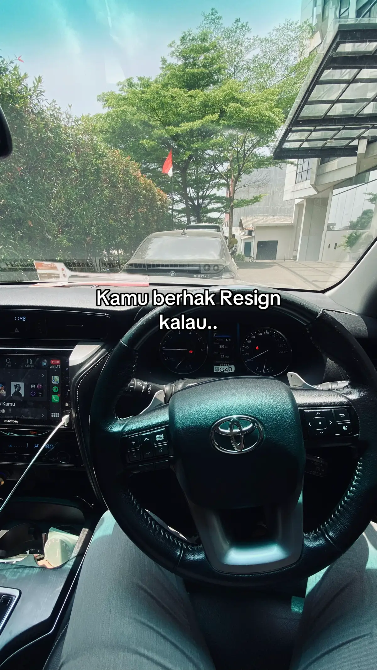bukan ajakan resign, tapi kam berhak mempertimbangkan kehidupan yang lebih layak.