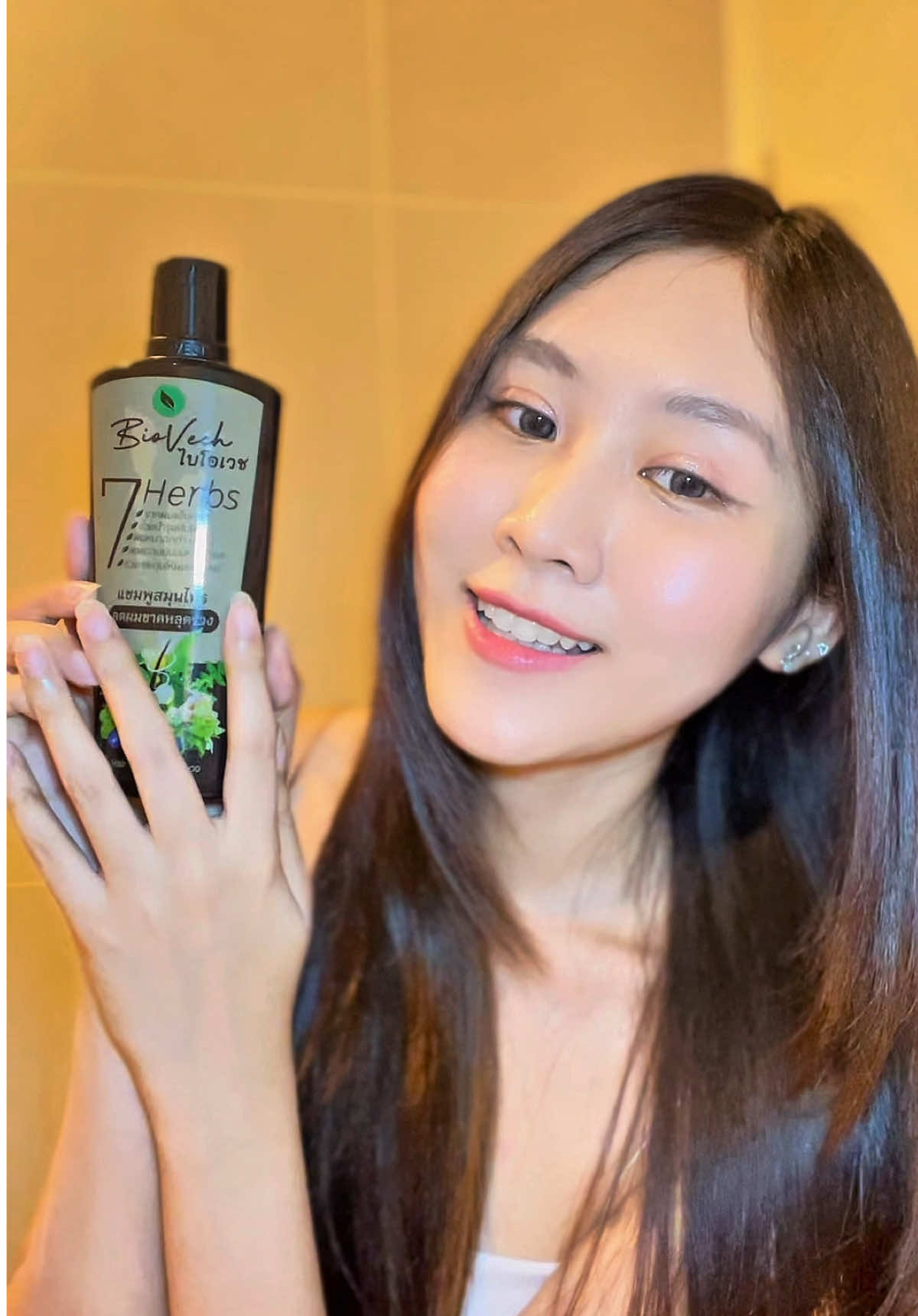 #แชมพู ผมร่วงจนไม่มั่นใจ… จนมาเจอ แชมพูสมุนไพรไบโอเวช 🍃 ตอนนี้กล้าปล่อยผมแล้ว #ไบโอเวช #ลดผมร่วง 