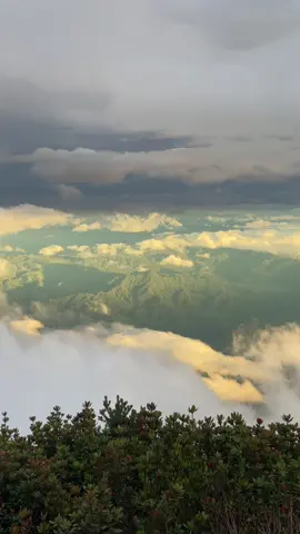 nyore di atap sumatra, gunung kerinci😜 #gunungkerinci #gunungkerinci3805mdpl #kerinci 