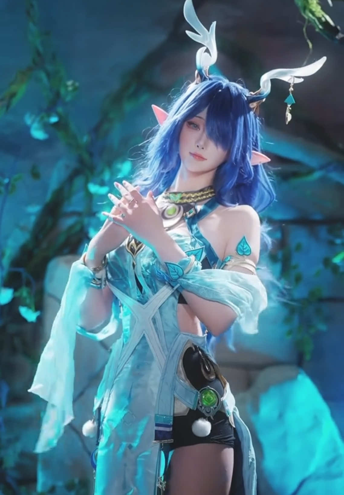 今晚月色很美，要一起走走吗 #菈乌玛 #原神 #cosplay 