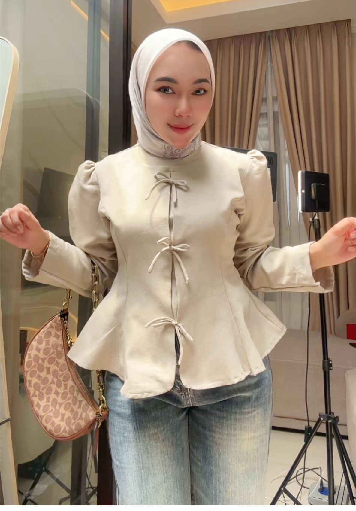 WARNA ALMOND CAKEPP, JANGAN SAMPE DISKIP YAAAA. CEKOUT SEKARANG SAYANGGGGGGGG 🤎