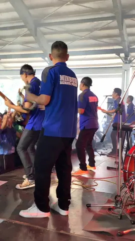 I wanna love you - วงมีนบุรี (ผมแอบกระซิบมือกลองว่าเพลงนี้ขอมันส์ๆ พี่แกจัดให้ตามคำขอ) #เสกโลโซ #loso #มีนบุรี #thailand 