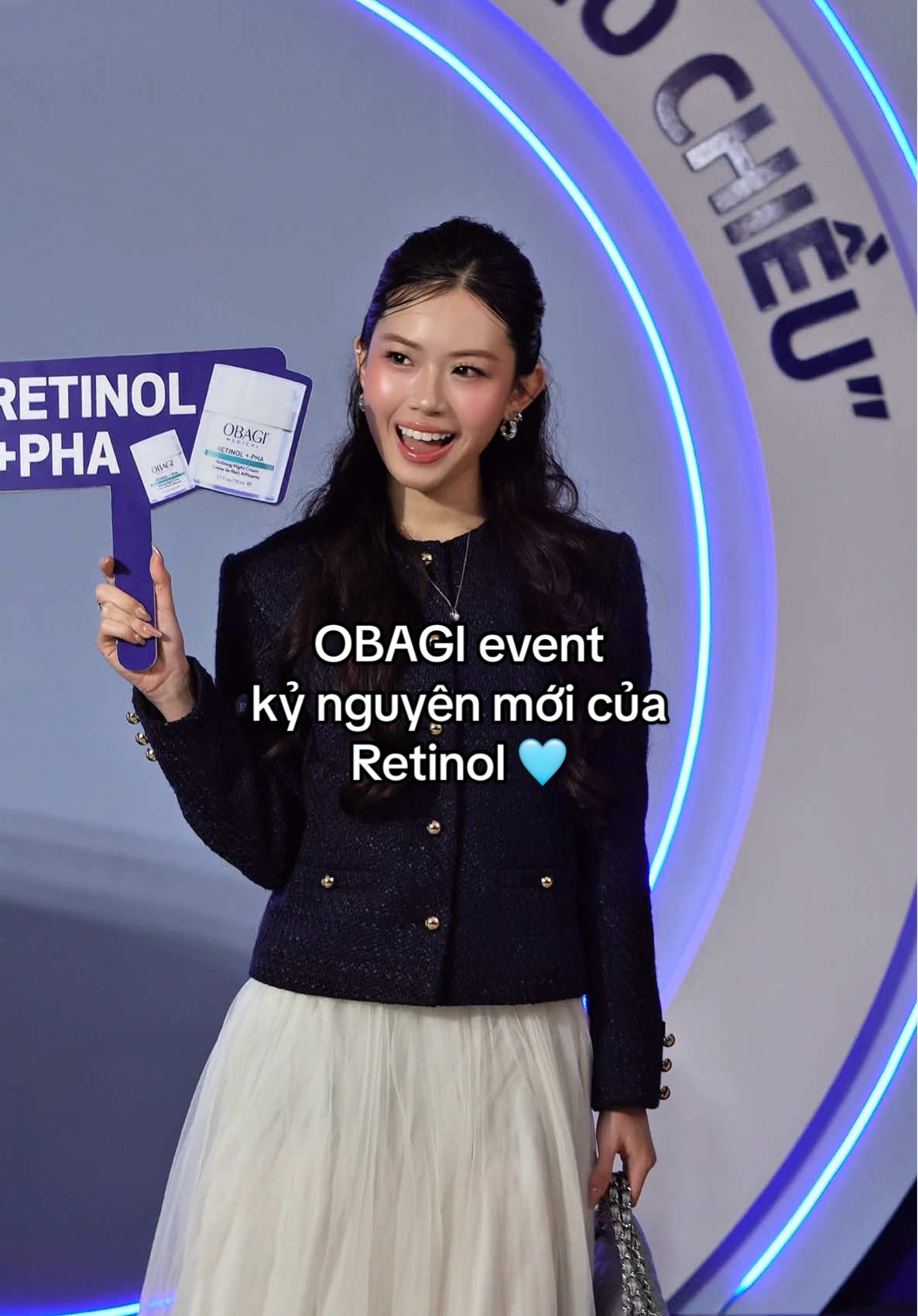 10 điểm cho sự kiện này và 10 điểm cho Obagi luôn 🩵 mình rất kén retinol vì da mình nhạy cảm do từng bị kích ứng mỹ phẩm nặng nên dòng Retinol PHA mới an toàn cho da nhạy cảm của Obagi làm mình thấy quá tin và iu hãng đi 🥹 lí do tôi sẽ rất háo hức dùng em này đây hãng quá iu chiều người tiêu dùng íii 💙 #ObagimedicalVietnam #kynguyenmoi #ObagiRetinolPHA #chinhphuc #dakhochieu 