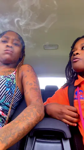 They always in my business🤦🏽‍♀️#dababy#fyp #f4follow #flawdagurl🌴 