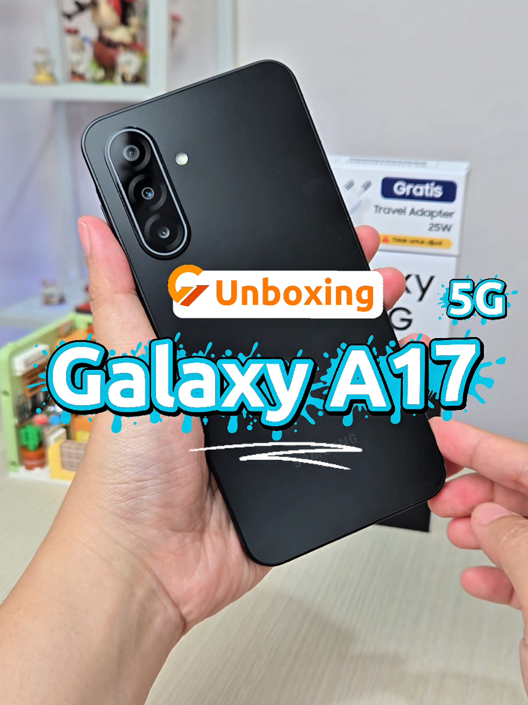 Unboxing Galaxy A17 5G 🗳✨️ Jujur awal megang mimin salfok sama desainnya yg diraba & diterawang kerasa premium! Ternyata dilapisin Corning Gorilla Glass Victus gaes. #GalaxyA17 #SamsungIndonesia #GalaxyA175G #UnboxingSmartphone