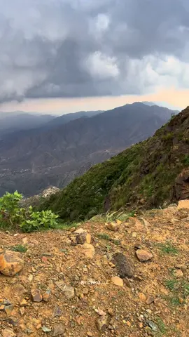 يحدث الآن 😍❤️          : :              : :              :  :              :  :              :  :               :  :            :  :                 : #تصوري📸 #اكسبلورexplore #نسناس_الجنوب #الجبل_الاسود_الريث_جازان #تصميمي 