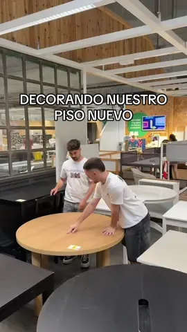 ¡Nos hemos vuelto a mudar! Así que eso solo puede significar una cosa… buscar las mejores ofertas y los muebles más bonitos para decorar el piso nuevo ❤️🙌🏽 #decoration #piso #ikea #mudanza #mueblesmodernos 