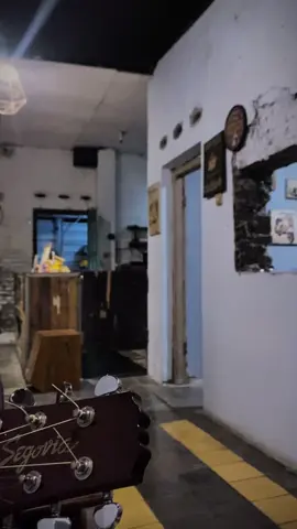 Lagu favorite cah”🫠 @ΛFIKΛ  @Abminor7  #dpaspor #dpasporrinduku #nostalgia90an #liriklagu #coversong 