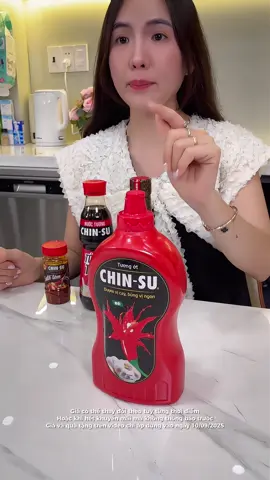 Combo 4 món gồm tương ớt chinsu, nước tương chinsu và sa tế tôm chinsu