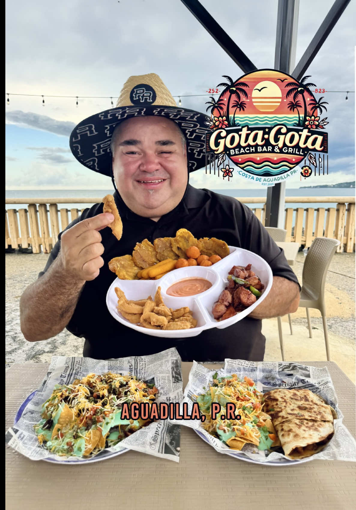 🌊 Nos fuimos de paseíto por Aguadilla y la pasamos de show 😍 ✔️ Playa Rompeolas 🏖️ ✔️ Paddle Boats en Parque Colón 🚤 ✔️ Plaza pública & Paseo Real Marina 🌅 La parada obligada fue en @gota_gotabeachbar 🍹🍴 frente al mar:  👉 Cócteles refrescantes🍍✨ 👉 Surtido mixto pa’ picar 🤤 👉 Nachos con churrasco, quesadillas y la brutal Pechuga Gota Gota 🔥 Ambiente playero + vista espectacular + comida riquísima 💯 📍 Paseo Real Marina, Kioskos 1y2, Aguadilla, P.R. 📞939-200-3285