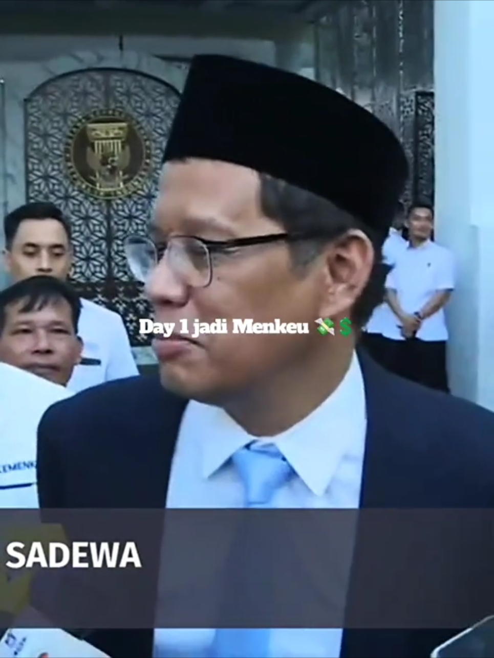 Day 1 jadi Menkeu doakan saja semoga bapak amanah dalam menjalankan tugas #purbayayudhisadewa #menterikeuangan #menteri 