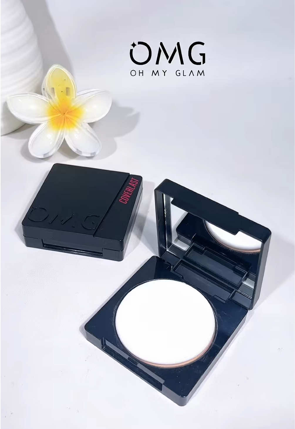 Membalas @Dede Helawati  Gebrakan baru @OMG ‼️ Two way cake nya udah upgrade kemasan tapi hrga masih sama 🖤 rugi banget sih kalo ga co 😍🔥 #omgbeauty #omgtwowaycake #twowaycakeomg #twowaycake 