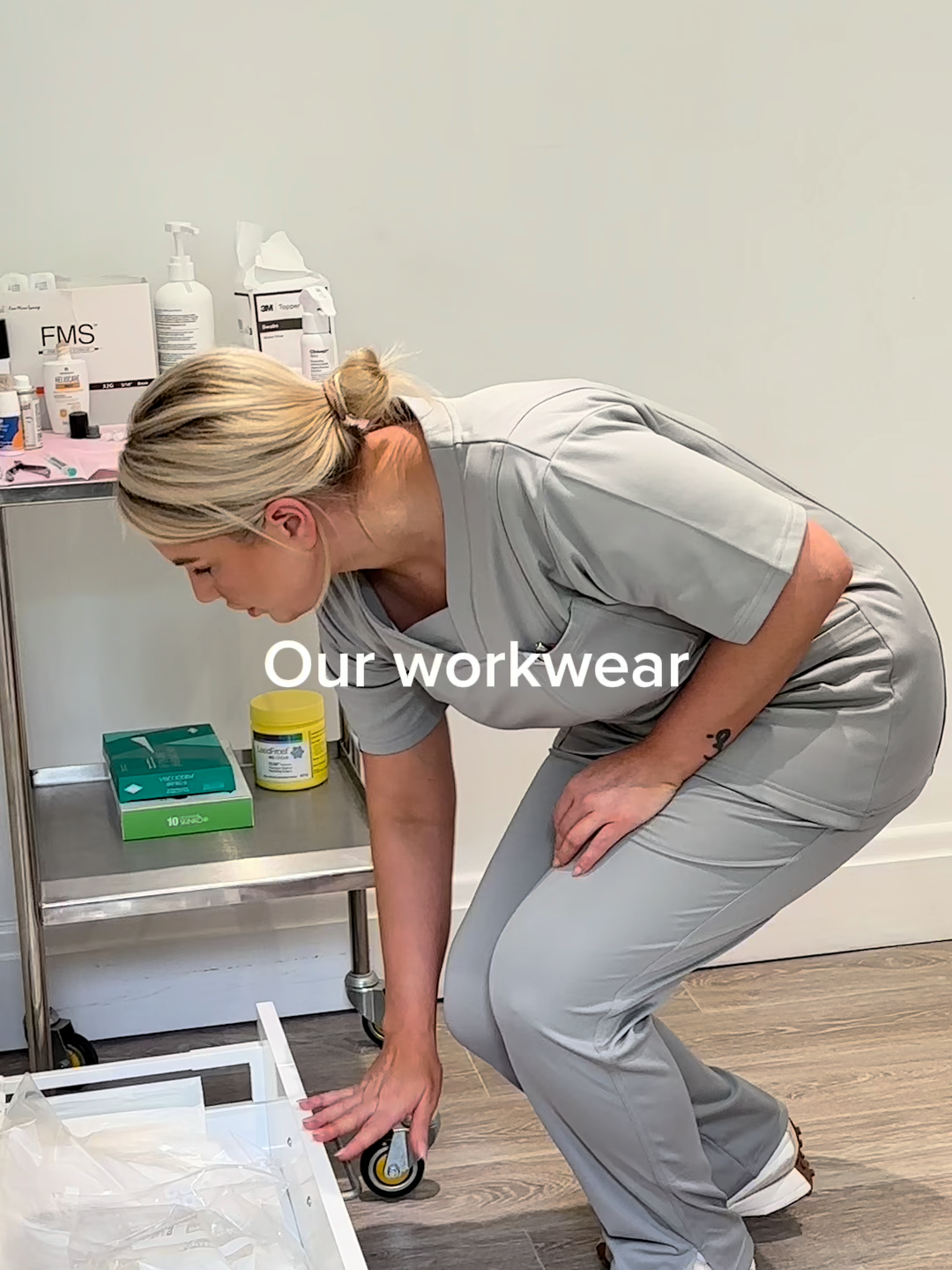 Squat-proof and stylish – that’s our workwear promise...✨ #scrubs #scrublife #healthcare #scrub #medicalscrubs #autumnstyle #workwear #OOTD #WorkwearFashion #ChicAndSimple #LuxuryStyle #WardrobeGoals #WorkwearGoals #salonlifebelike #personalisation #scrubs #embroidery #fashion #luxuryworkwear #aestheticvideos