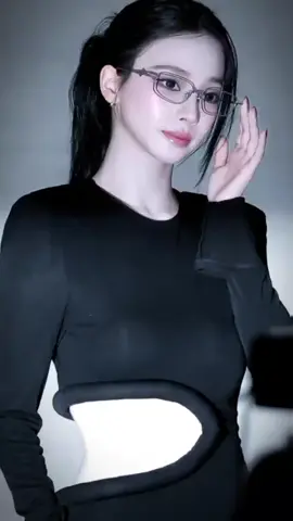 Karina dan Irene sama