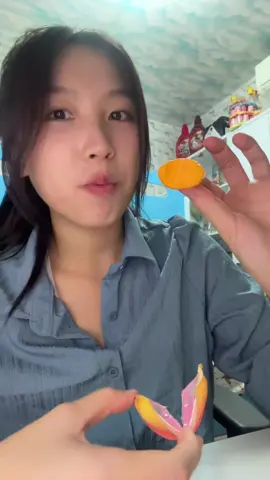 need a snack? don’t miss out on @The SGFR Store bossku mango gummies & freeze dried  vanilla/chocolate ice cream~ 🥭🍦🍫 #sgfrstore #mangobossku #creatorsearchinsights #createtowin #fyp 