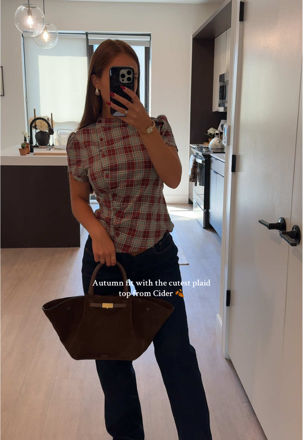 Giving me y2k fall vibes in the best way. 🙌🏽 #OOTD #fallfashion #septemberoutfits #falloutfits #plaidtop #cider #ciderhaul #ciderfashion #tiktokshopfinds #falloutfitinspo 