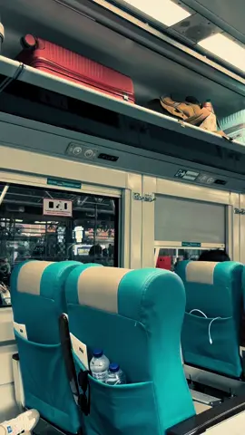 selamat menikmati perjalanan anda 🤩  #keretaapiindonesia #fyp 
