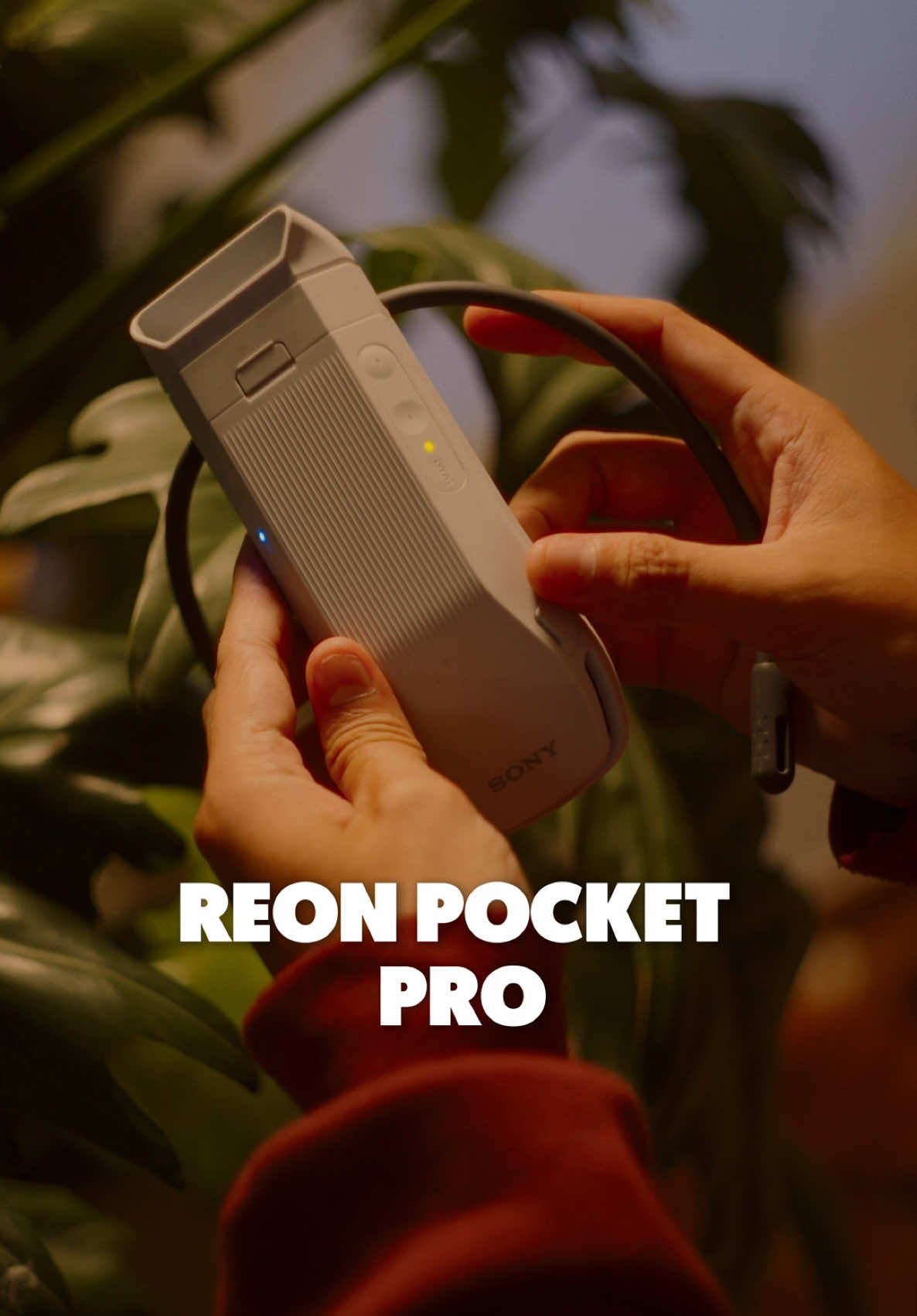 Trải nghiệm máy làm mát và làm ấm đeo cổ Reon Pocket Pro #hieubk #Sony #SonyVietnam #REONPOCKET