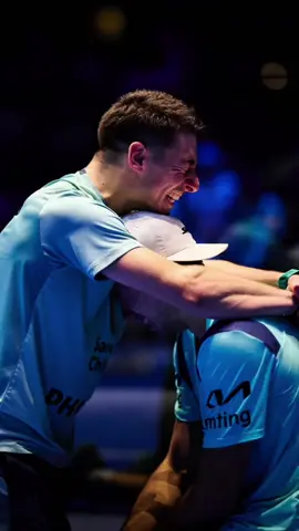 Gracias @TikTok España por hacerme descubrir este maravilloso deporte ♥️ #DeportesEnTikTok #thisisfutbol #padel #dinenno #coello 