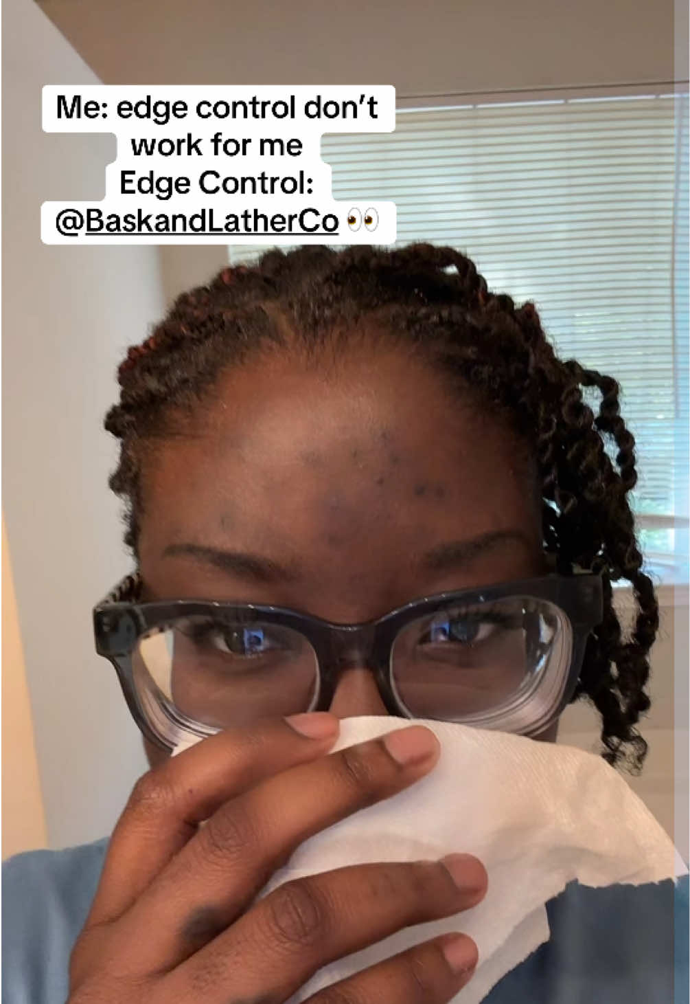 This is the only edge control that actually works for my hair! #EdgeControl #basklatheredgecontrol #baskandlatherco 
