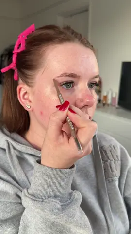 Grwm for nothing 🫶🏻 #grwm #grwmroutine #grwmmakeup #ugc #ugccreator 