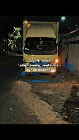 tetap tenang santai dan kuasai keadaan  #trukboxindonesia🇮🇩😊  #trukboxindonesia🇮🇩🚛😊  #trukmaniaindonesia  #supirtruck  #pyfツviral_❤ 