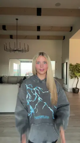 shark #LanguageLearning #blonde #fyp #viral #influencer 