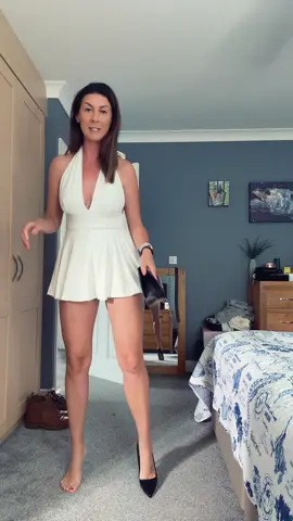 This is adorable #mumsoftiktok #tallgirl #millenialfashion 