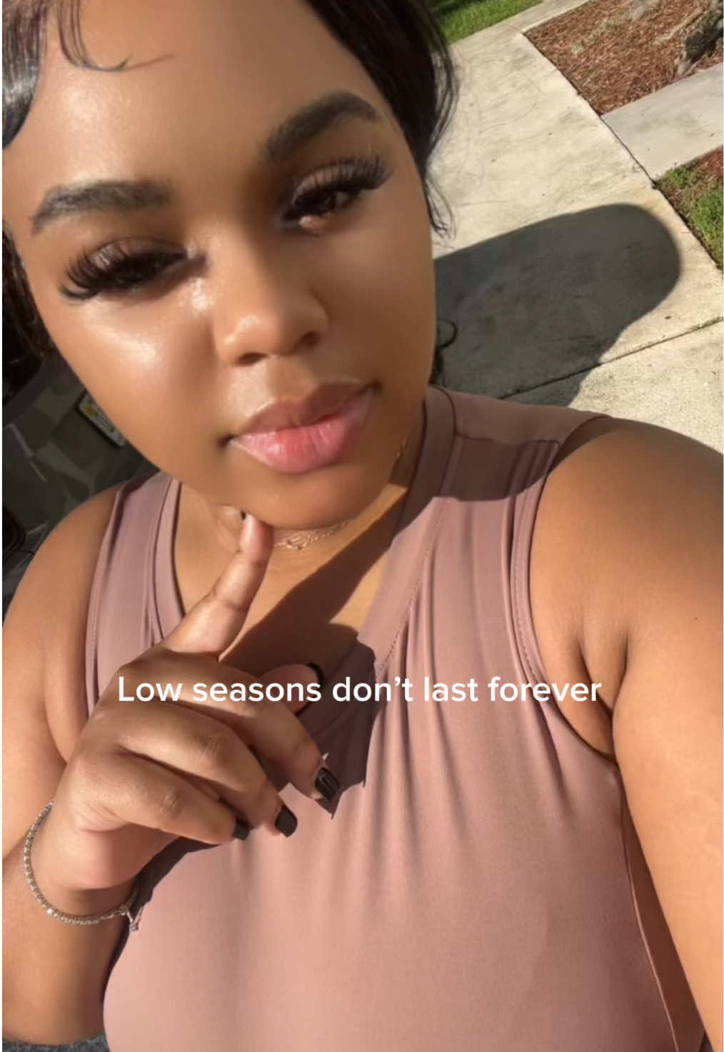 idk who needed to hear this but bounce backs hit harder ✨ What does your bounce back look like? ✅⚡️💕 • • #fyp #bounceback #workout #GymTok #drake 