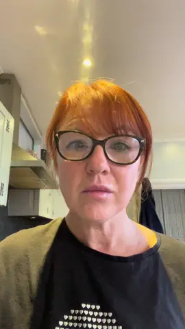 Multi collagen chocolate  skins looking lovely  not aching anymore it’s fabulous #elavate #collagen #aches @elevate 