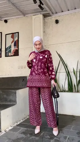 One set harga murah tp kualitas mewwaahh ayang. Co sekarang ya sebelum harganya naik 🫰❤️ #oneset #onesetrayon #onesetkekinian #onesetbusui #grosirklamby 