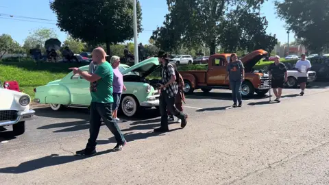 At the antique show @big dwz 