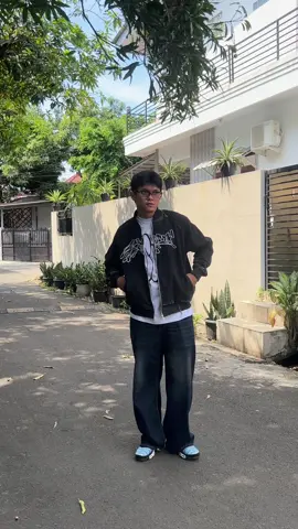 CLEAN FIT ‼️👆 #nrdn04 #outfitideas #outfitinspo #outfitinspiration #loosepants #jacketboxy 