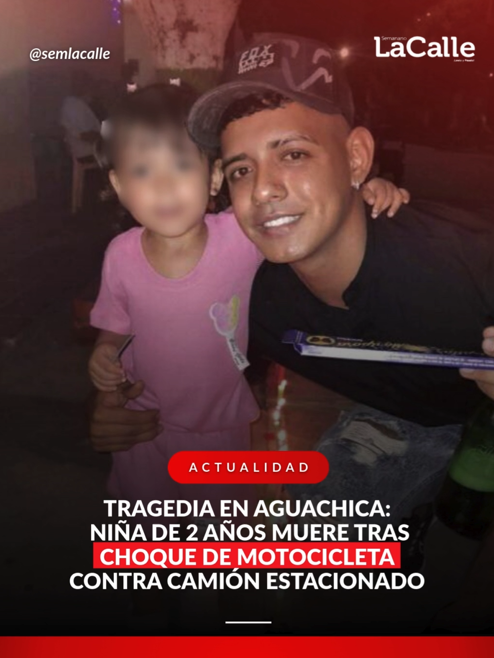 Una lamentable tragedia enluta a Aguachica, Cesar, tras el fallecimiento de Ema Lucía Rincón, una niña de 2 años, que resultó gravemente herida en un accidente de tránsito ocurrido la mañana del martes 9 de septiembre en la carrera 45 con calle 5, barrio Nueva Colombia. La menor viajaba con su padre hacia la guardería cuando el conductor de una motocicleta Bajaj Bóxer chocó contra la parte trasera de un camión Chevrolet detenido en la vía. La colisión fue tan fuerte que la moto quedó atrapada entre las llantas del vehículo pesado. Pese a que ambos fueron llevados al Hospital Regional David Padilla Villafañe, la niña falleció minutos después a causa de un trauma craneoencefálico. Testigos relataron que la pequeña iba sentada sobre el tanque de la motocicleta, por lo cual recibió el impacto más severo. Además, hay indicios de que el motociclista podría haber estado manipulando su celular justo antes del accidente, lo que habría provocado la pérdida de control. Este doloroso suceso conmueve a la comunidad y reaviva la urgente necesidad de fortalecer las medidas de seguridad vial, especialmente respecto al transporte de menores en motocicletas, para evitar más tragedias que afectan familias en el Cesar. #Aguachica #AccidenteDeTránsito #SeguridadVial #Tragedia #Cesar #EmaLucíaRincón #Motocicleta #FamiliaEnlutada #Prevención #niñossegurosyfelices