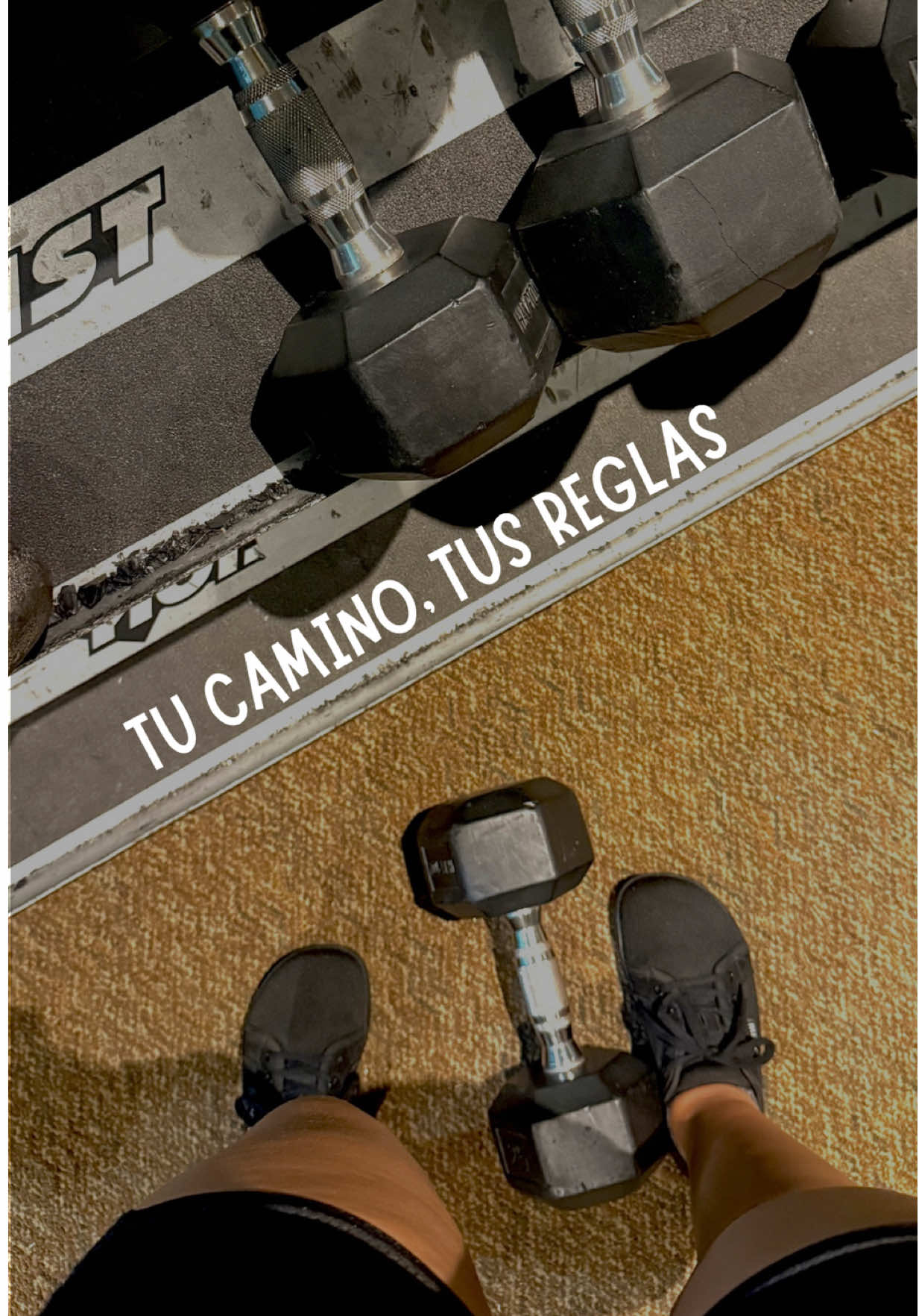 Una jeva legendaria no sigue el molde, lo rompe. Y en el proceso inspira a otras a hacer lo mismo. 🔥✨ #jevalegendaria #amorpropio #ponerlímites 