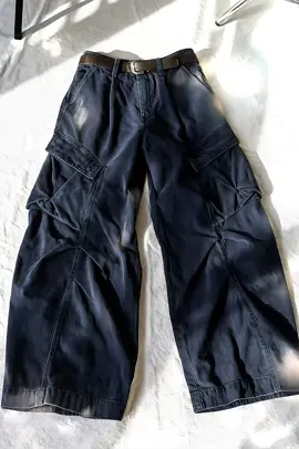 Cargo baggy nya nendang banget😍#celanacargo #cargobaggy #baggyjeans #jeans #newjeans