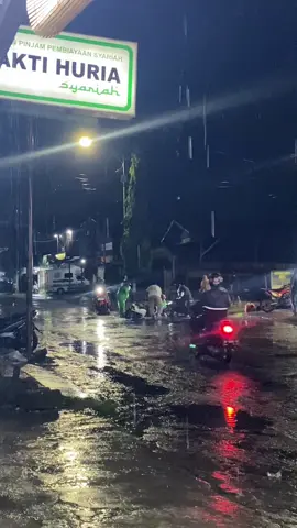 #hujan #foryour #sad #fypage #sidrap📍 